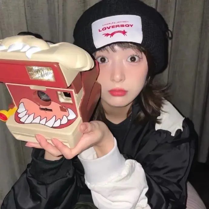 恶魔吹着笛子来 在线观看